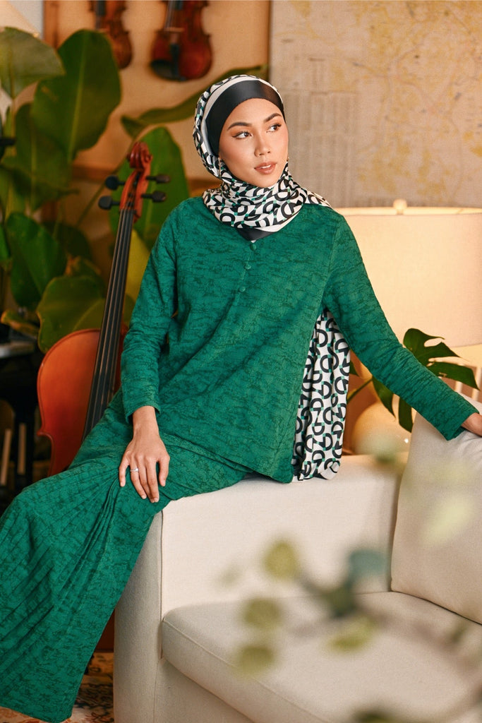 The Glow Women Grace Kurung Set - Emerald Jacquard