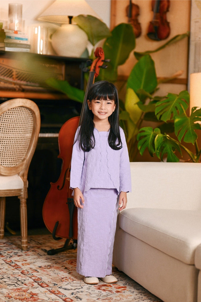 The Glow Broderie Kebaya Set - Lilac Jacquard