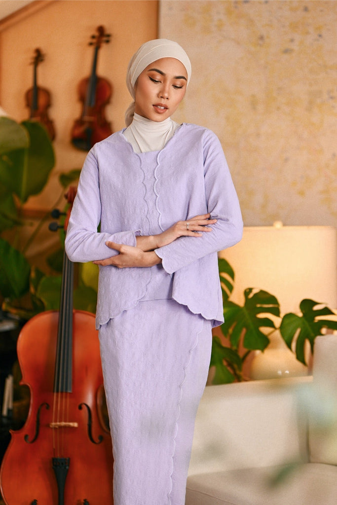 The Glow Women Broderie Kebaya Set - Lilac Jacquard