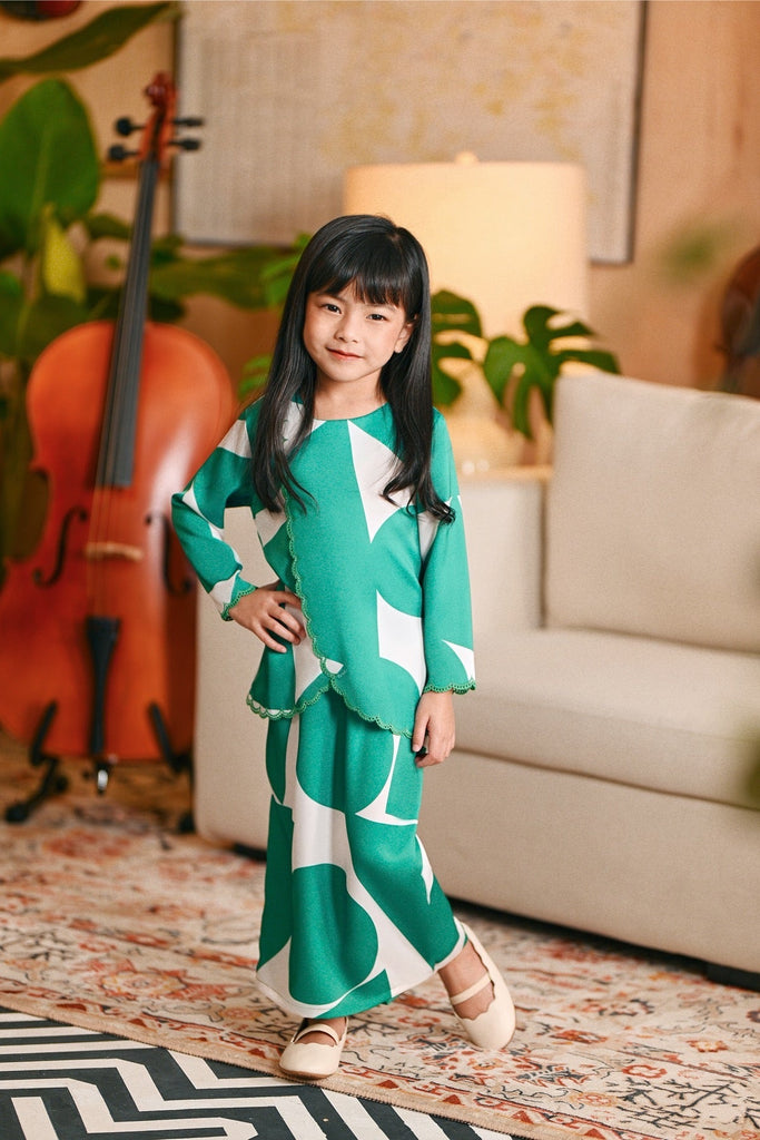 The Glow Broderie Kurung Set - Green Geo
