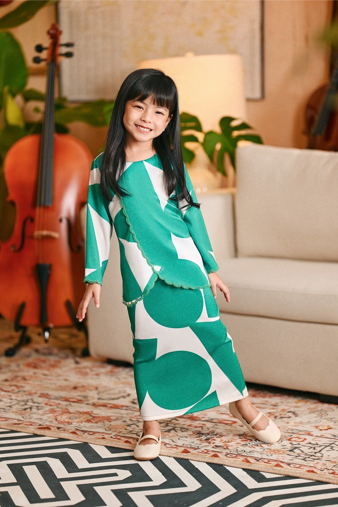 The Glow Broderie Kurung Set - Green Geo