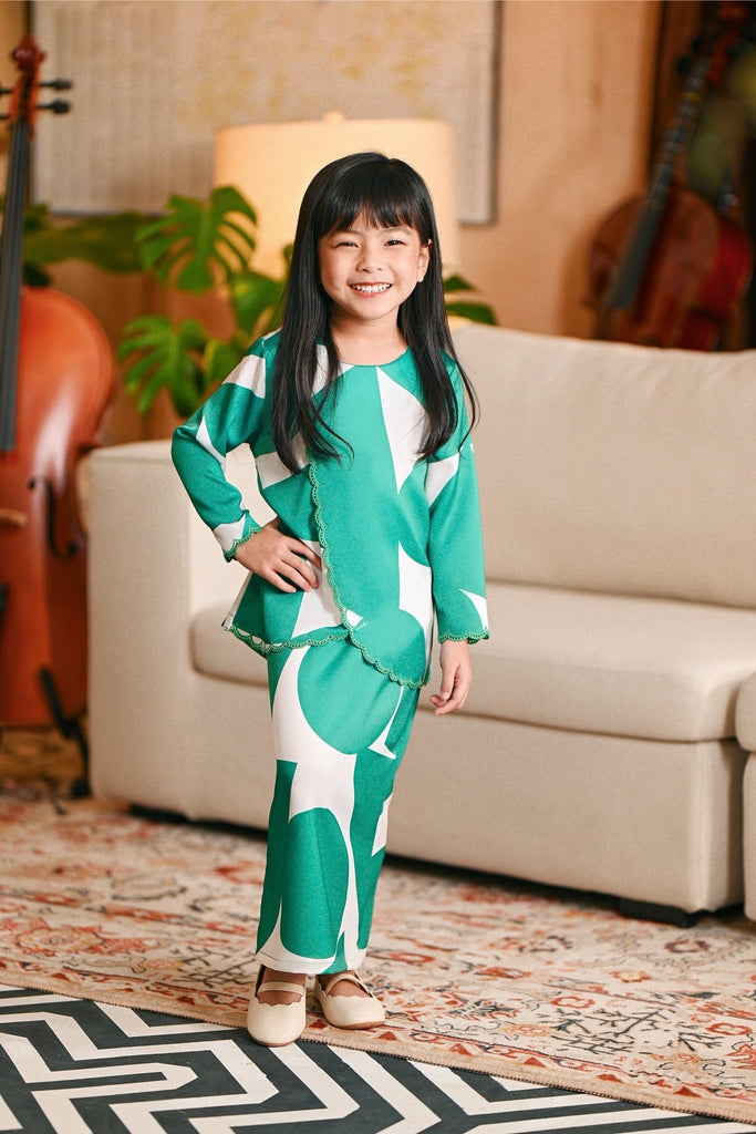 The Glow Broderie Kurung Set - Green Geo