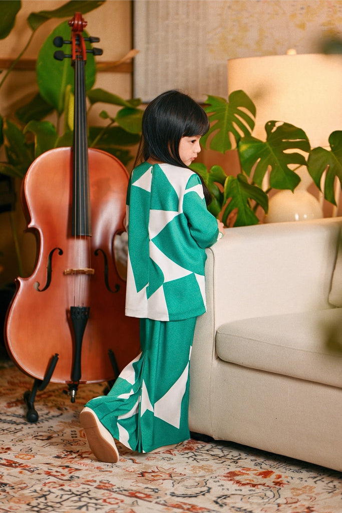 The Glow Broderie Kurung Set - Green Geo