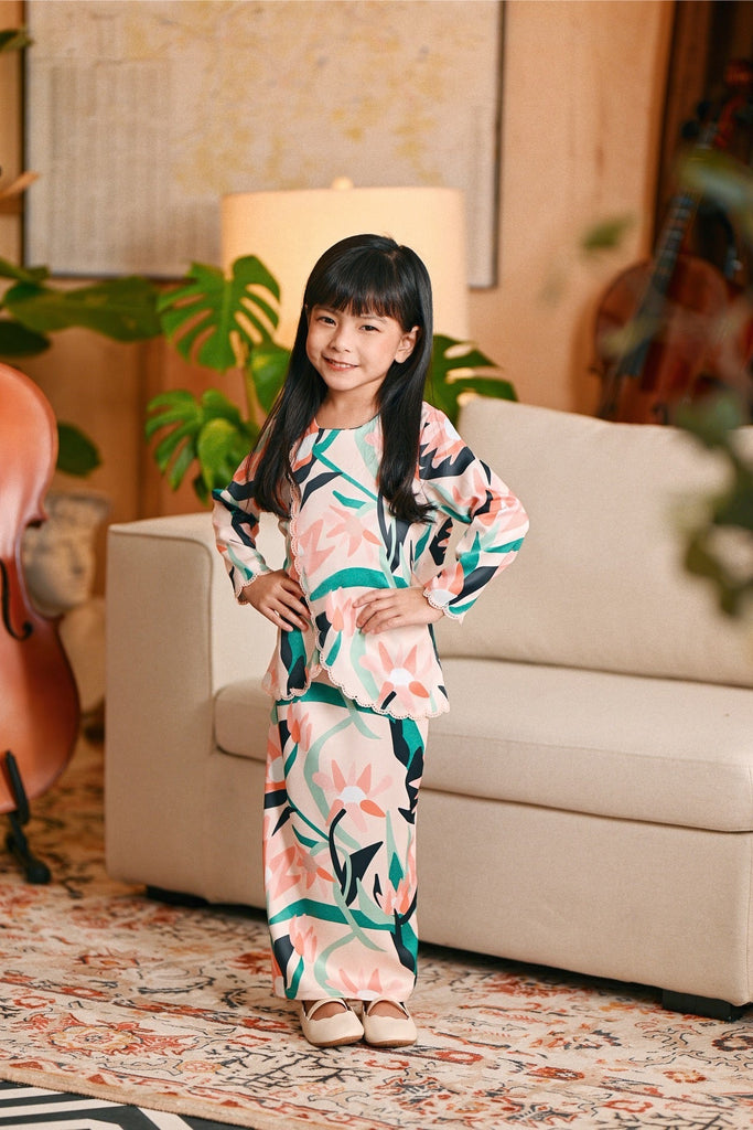 The Glow Broderie Kurung Set - Lily