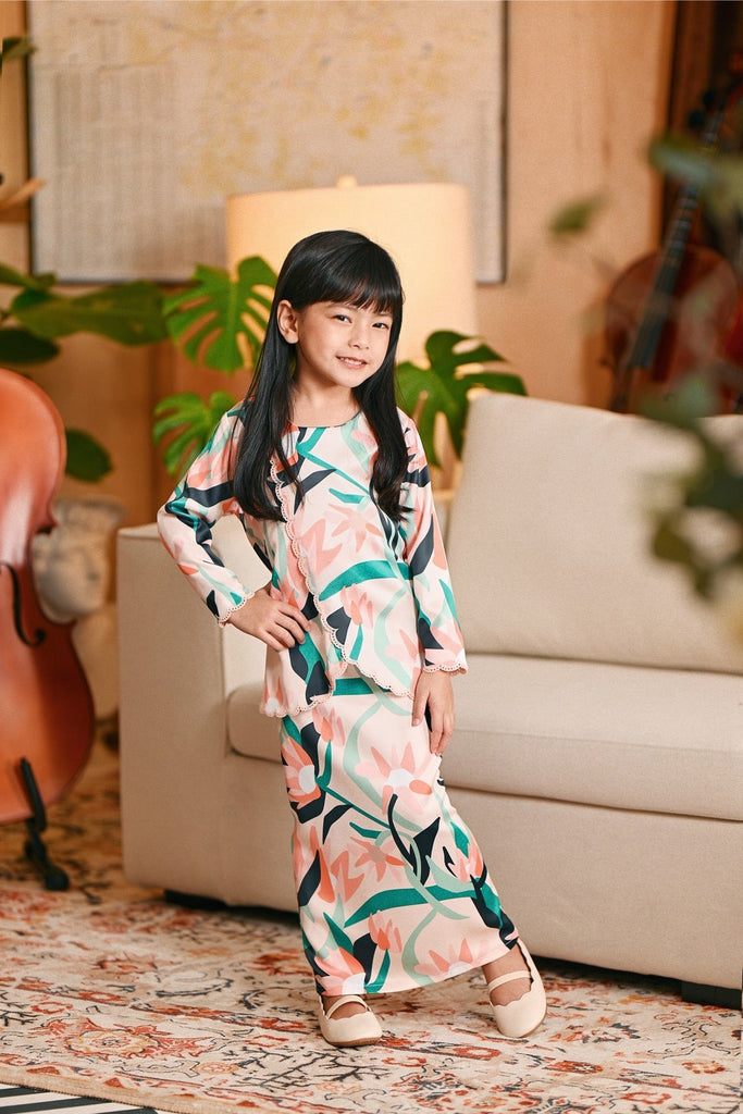 The Glow Broderie Kurung Set - Lily