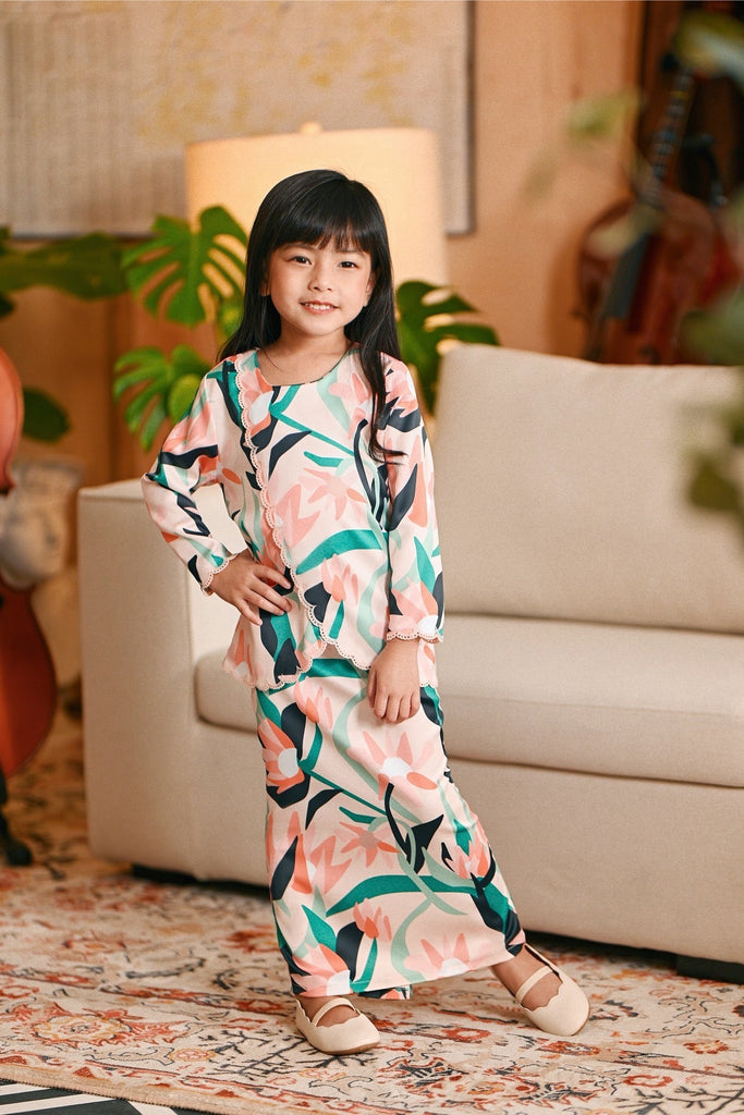 The Glow Broderie Kurung Set - Lily
