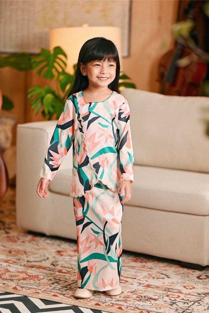 The Glow Broderie Kurung Set - Lily