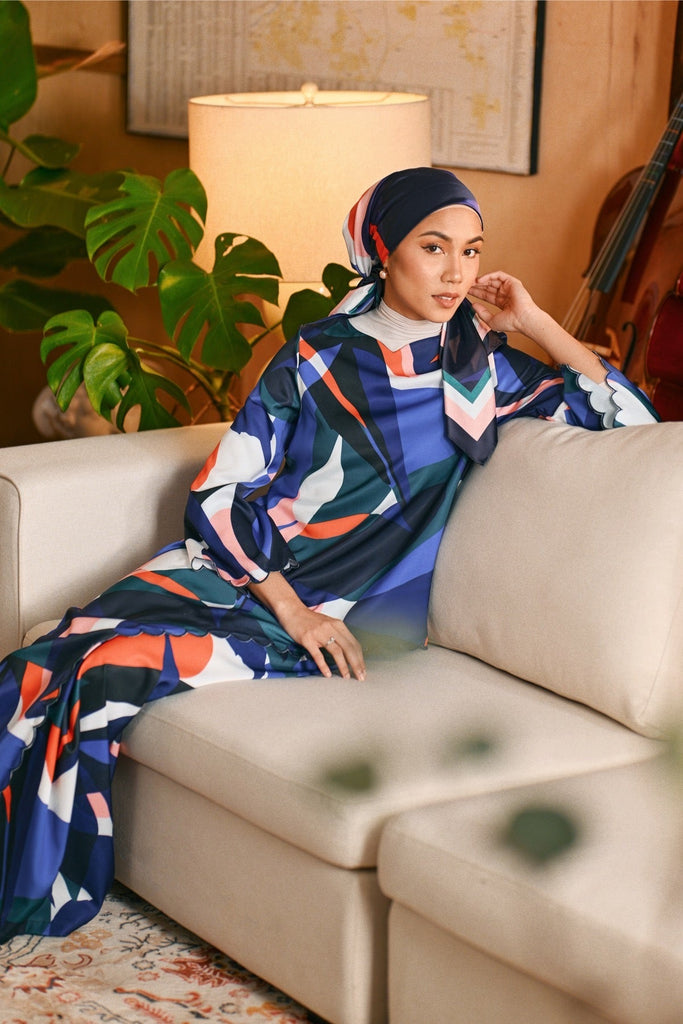 The Glow Women Demure Kurung Set - Greatest