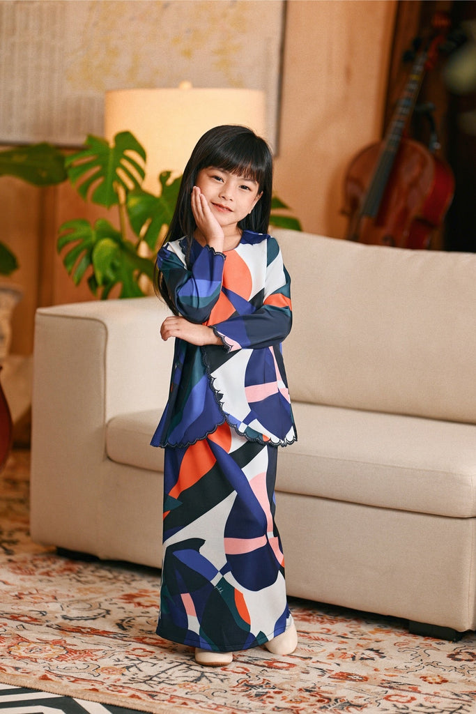 The Glow Broderie Kurung Set - Greatest