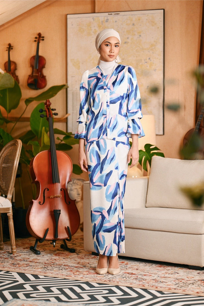 The Glow Women Chic Kebaya Set - Dreamers