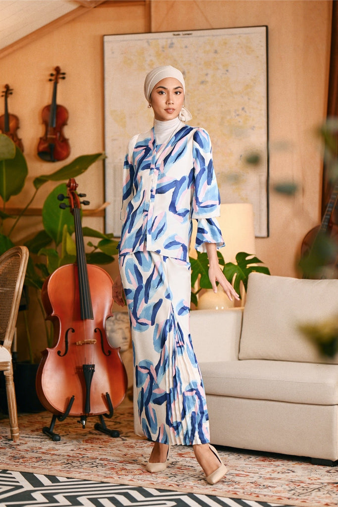 The Glow Women Chic Kebaya Set - Dreamers
