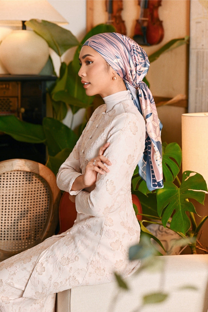 The Glow Women Square Scarf - Pink Shine