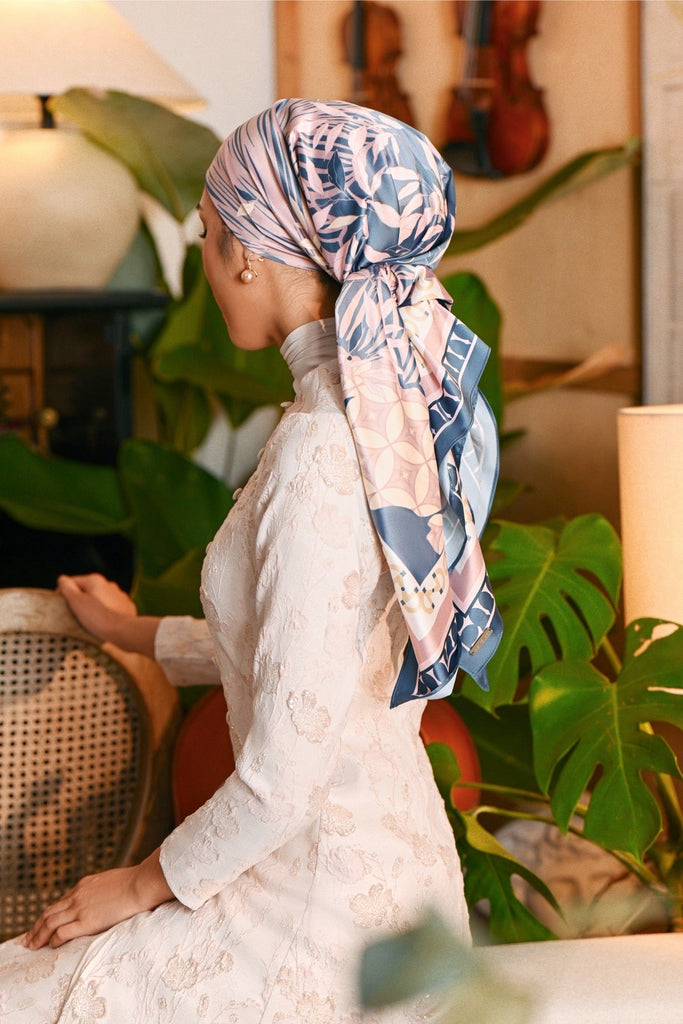 The Glow Women Square Scarf - Pink Shine