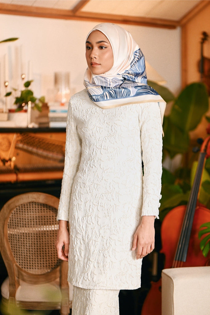 The Glow Women Square Scarf - Beige Shine