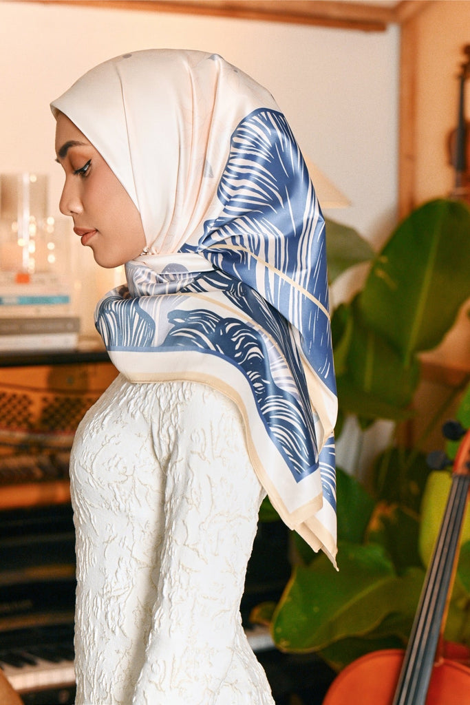 The Glow Women Square Scarf - Beige Shine