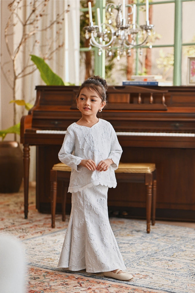 The Glow Glitz Kurung Set - White Jacquard