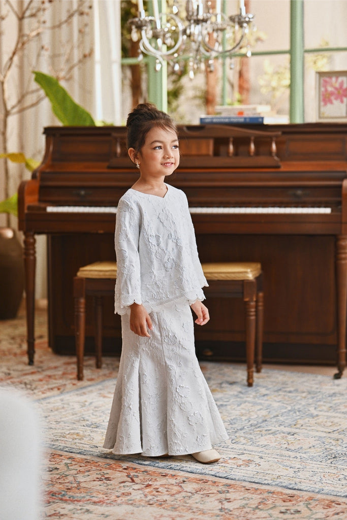 The Glow Glitz Kurung Set - White Jacquard