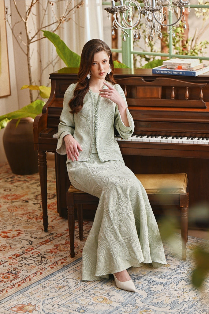 The Glow Women Lavish Kebaya Set - Desert Sage Jacquard