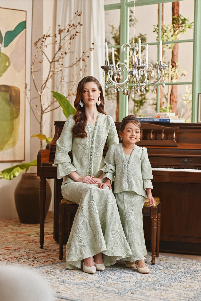 The Glow Women Lavish Kebaya Set - Desert Sage Jacquard