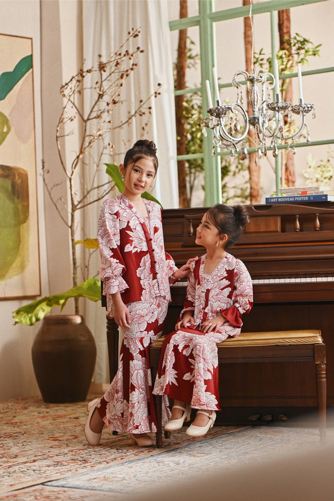 The Glow Allure Kebaya Set - Ruby