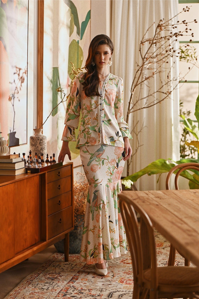 The Glow Women Allure Kebaya Set - Tenang