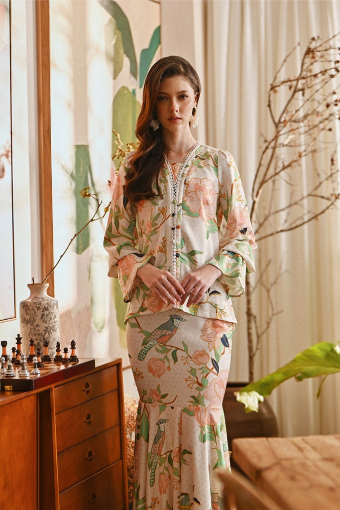 The Glow Women Allure Kebaya Set - Tenang