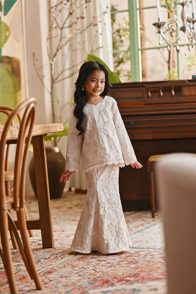 The Glow Glitz Kurung Set - Moonlight Jacquard