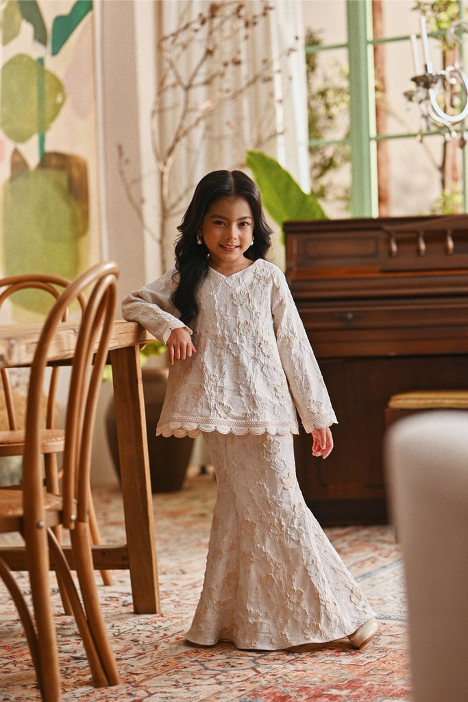 The Glow Glitz Kurung Set - Moonlight Jacquard
