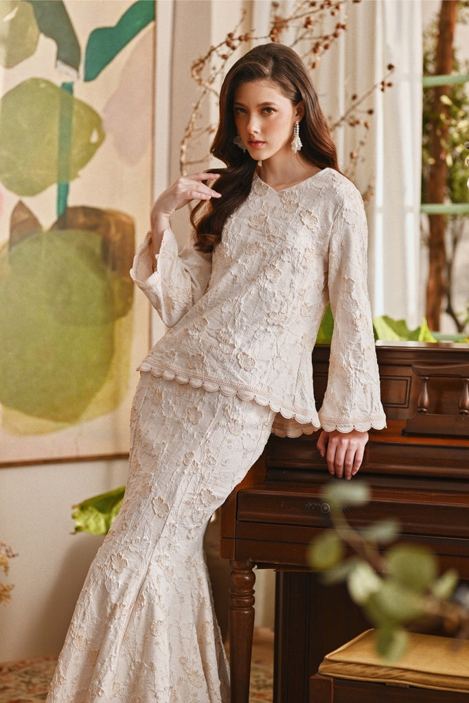 The Glow Women Glitz Kurung Set - Moonlight Jacquard