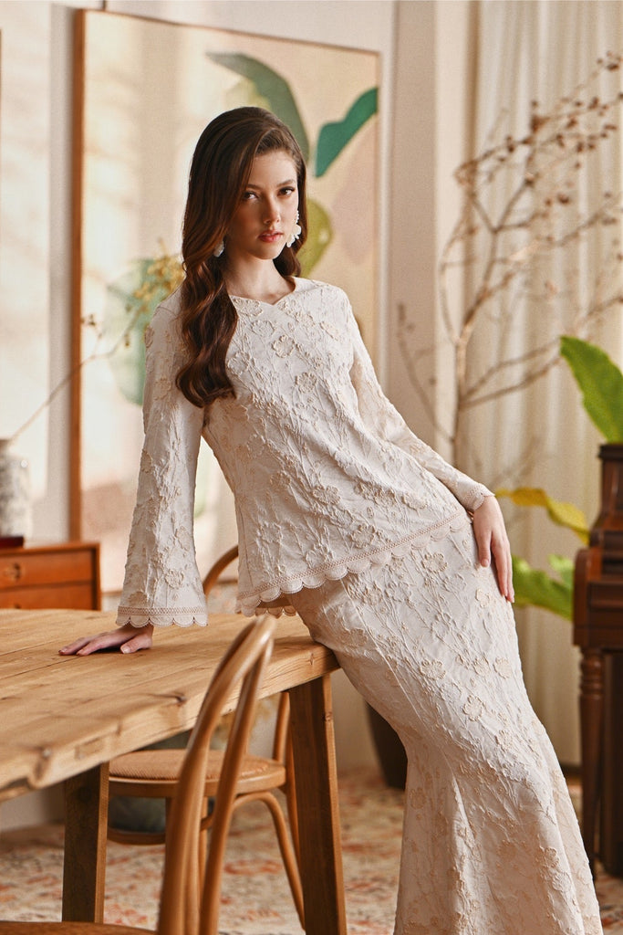 The Glow Women Glitz Kurung Set - Moonlight Jacquard