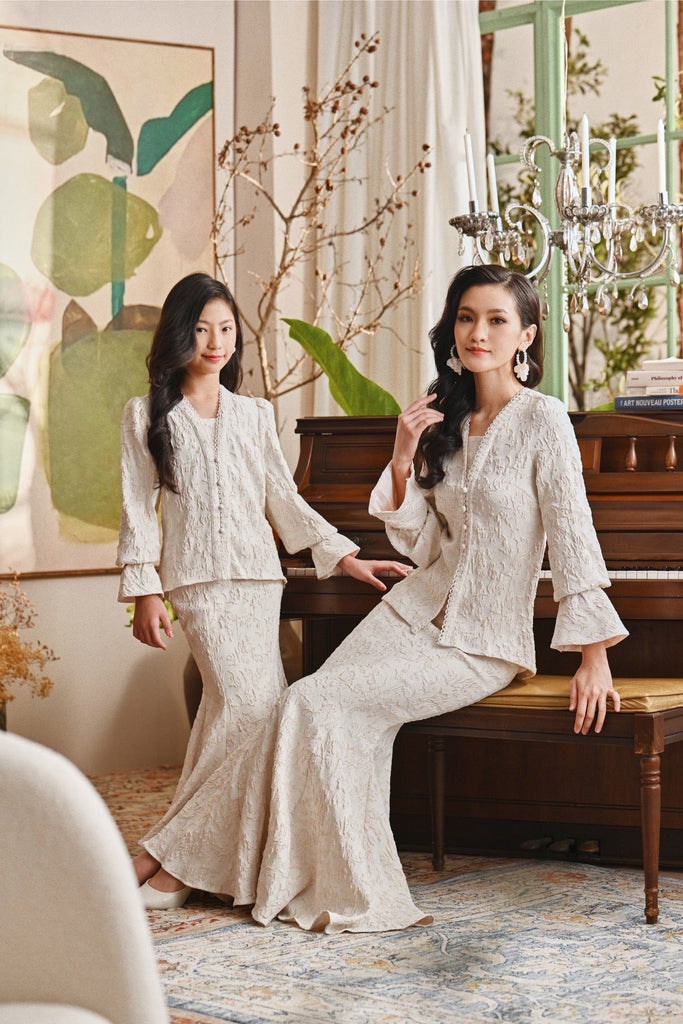 The Glow Lavish Kebaya Set - Whisper Pink Jacquard