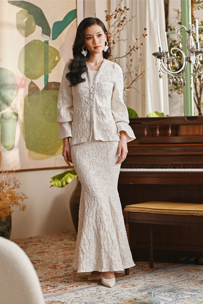The Glow Women Lavish Kebaya Set - Whisper Pink Jacquard