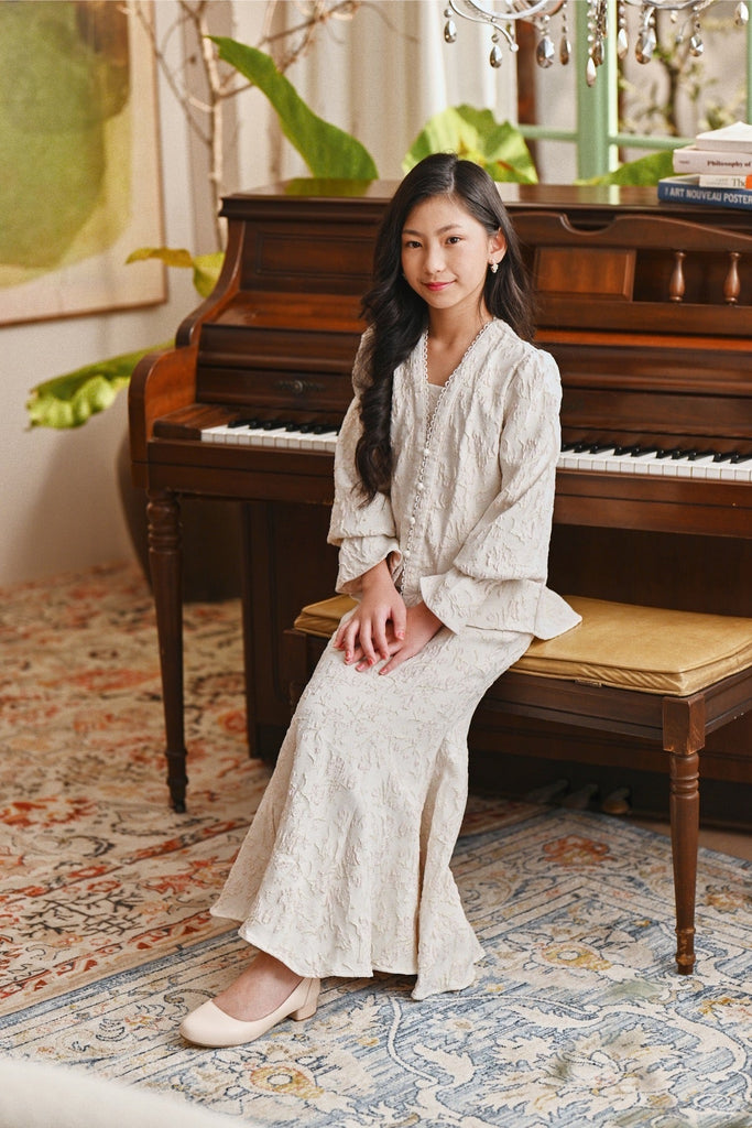 The Glow Lavish Kebaya Set - Whisper Pink Jacquard