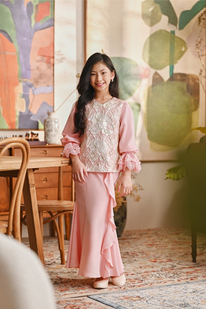 The Glow Glossy Kurung Set - Pink Carnation
