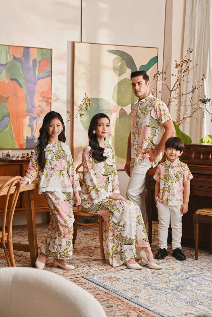 The Glow Delight Kurung Set - Blooms