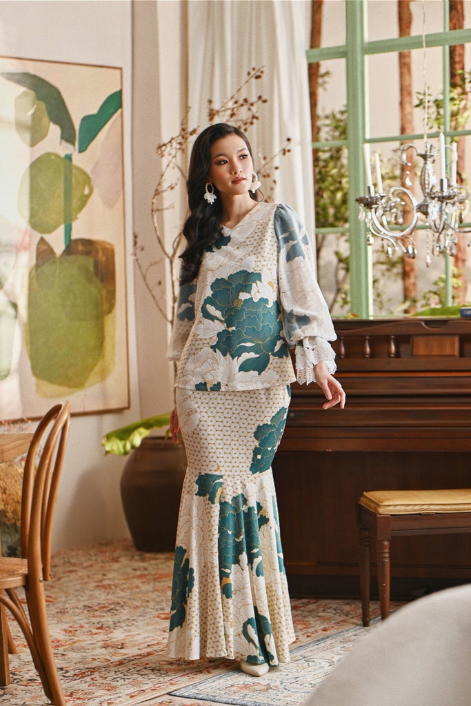 The Glow Women Victoria Kurung Set - Prosper