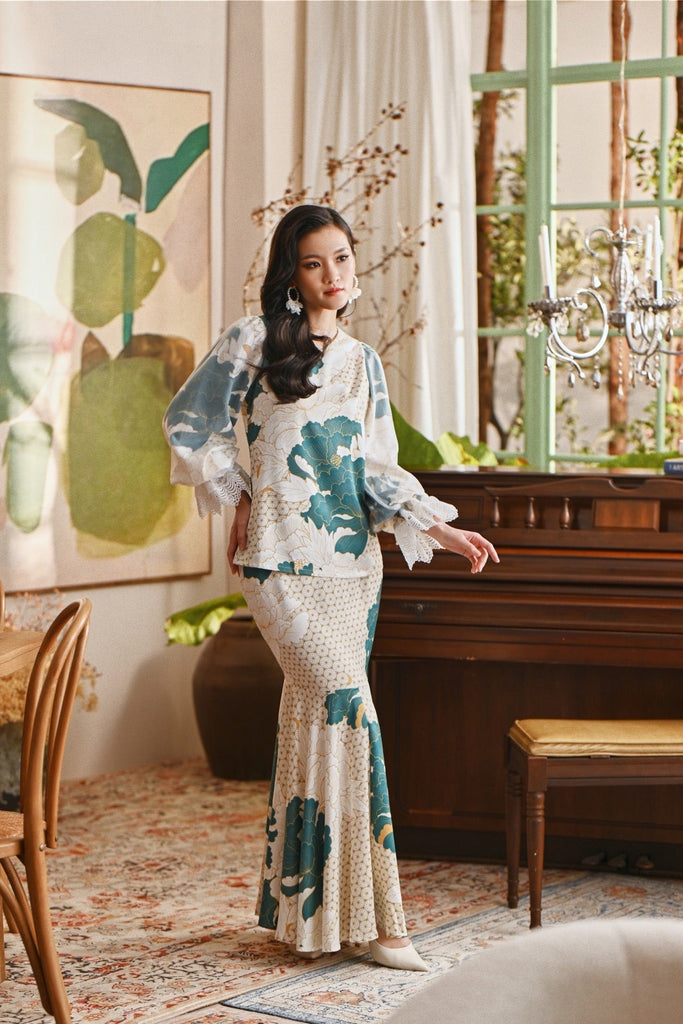The Glow Women Victoria Kurung Set - Prosper