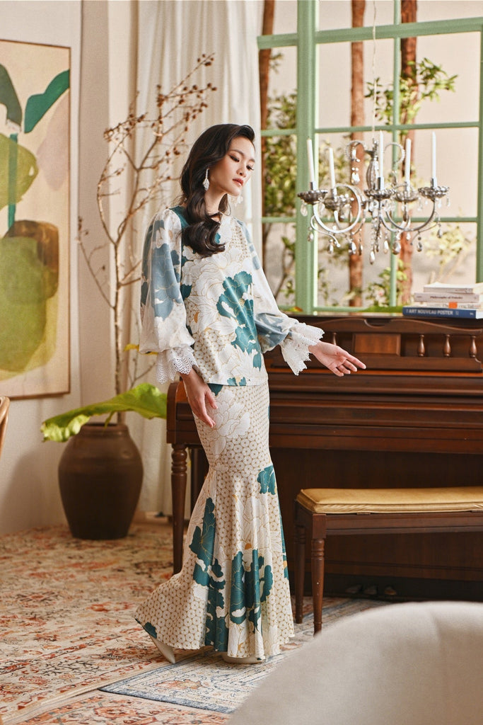 The Glow Women Victoria Kurung Set - Prosper