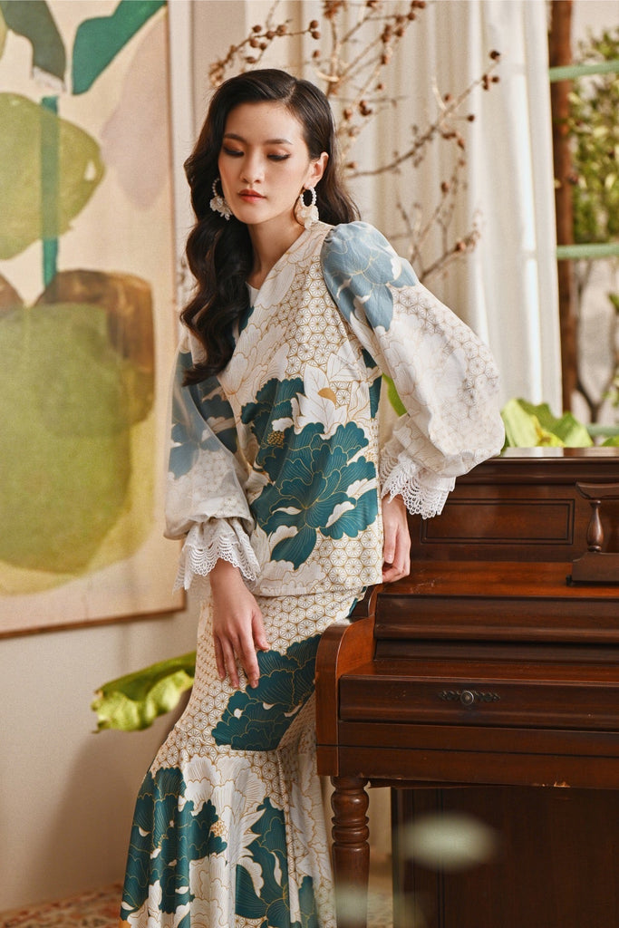 The Glow Women Victoria Kurung Set - Prosper