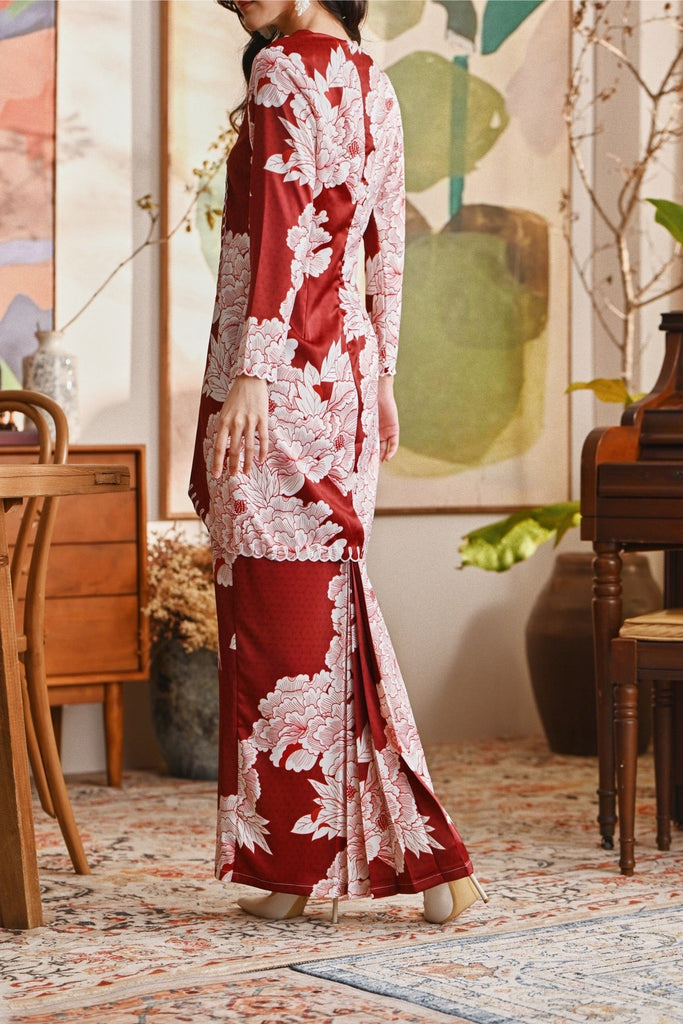 The Glow Women Dazzle Kurung Set - Ruby