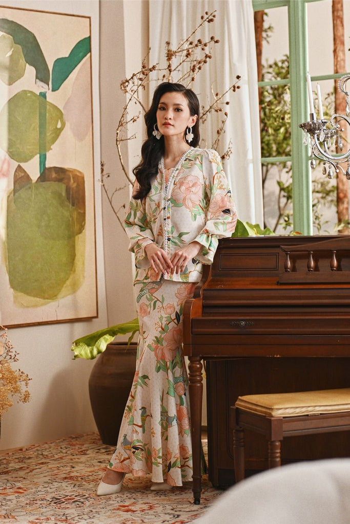 The Glow Women Allure Kebaya Set - Tenang