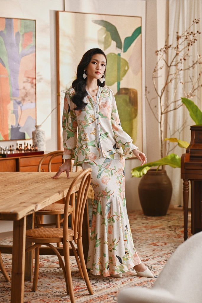 The Glow Women Allure Kebaya Set - Tenang