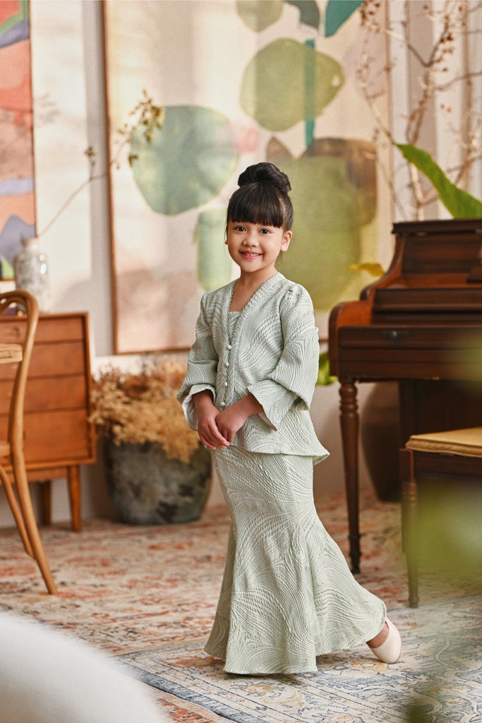 The Glow Lavish Kebaya Set - Desert Sage Jacquard