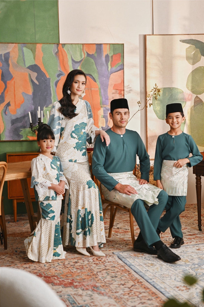 The Glow Women Victoria Kurung Set - Prosper