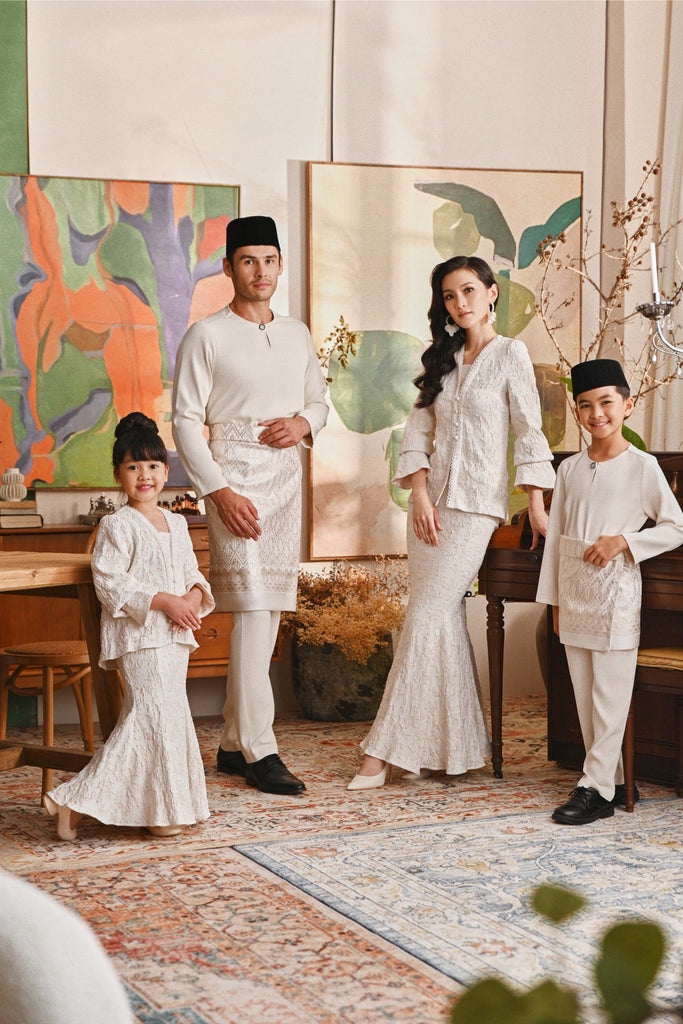 The Glow Lavish Kebaya Set - Whisper Pink Jacquard