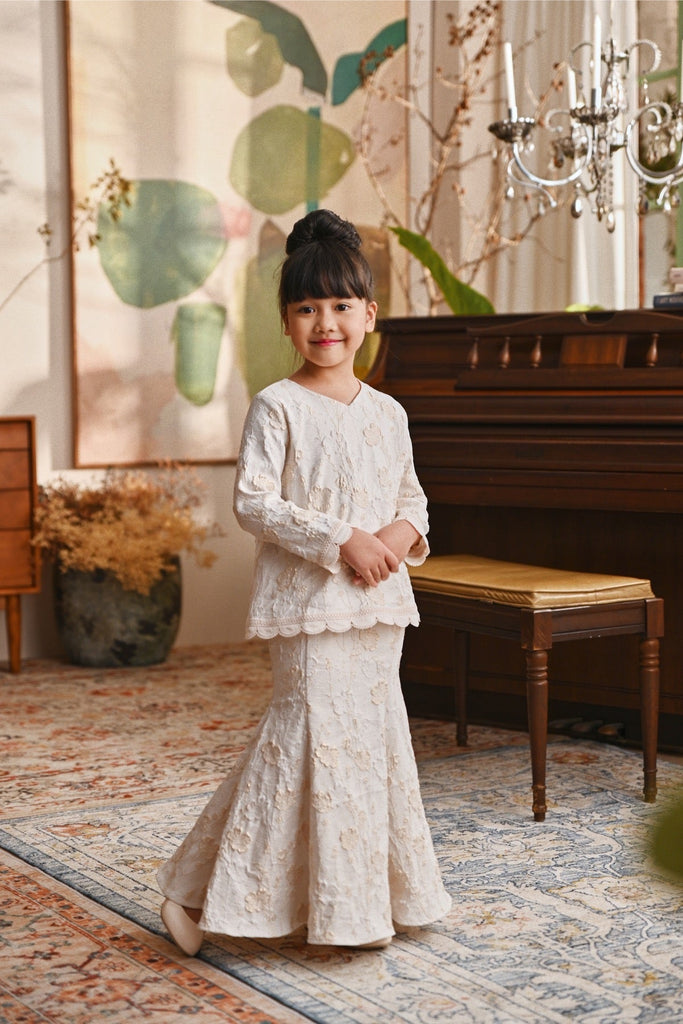 The Glow Glitz Kurung Set - Moonlight Jacquard