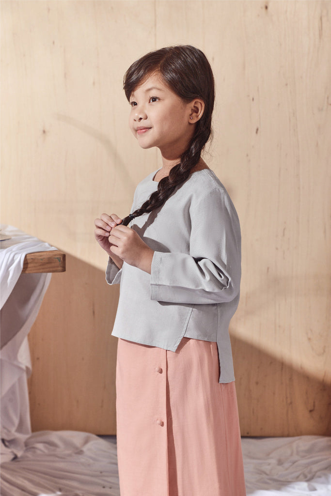 Pesak Light Grey Blouse