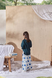 Blouse match with corak skirt