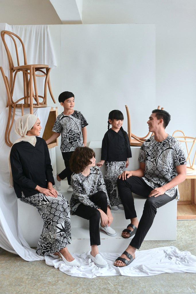 set baju raya keluarga sedondon hitam putih