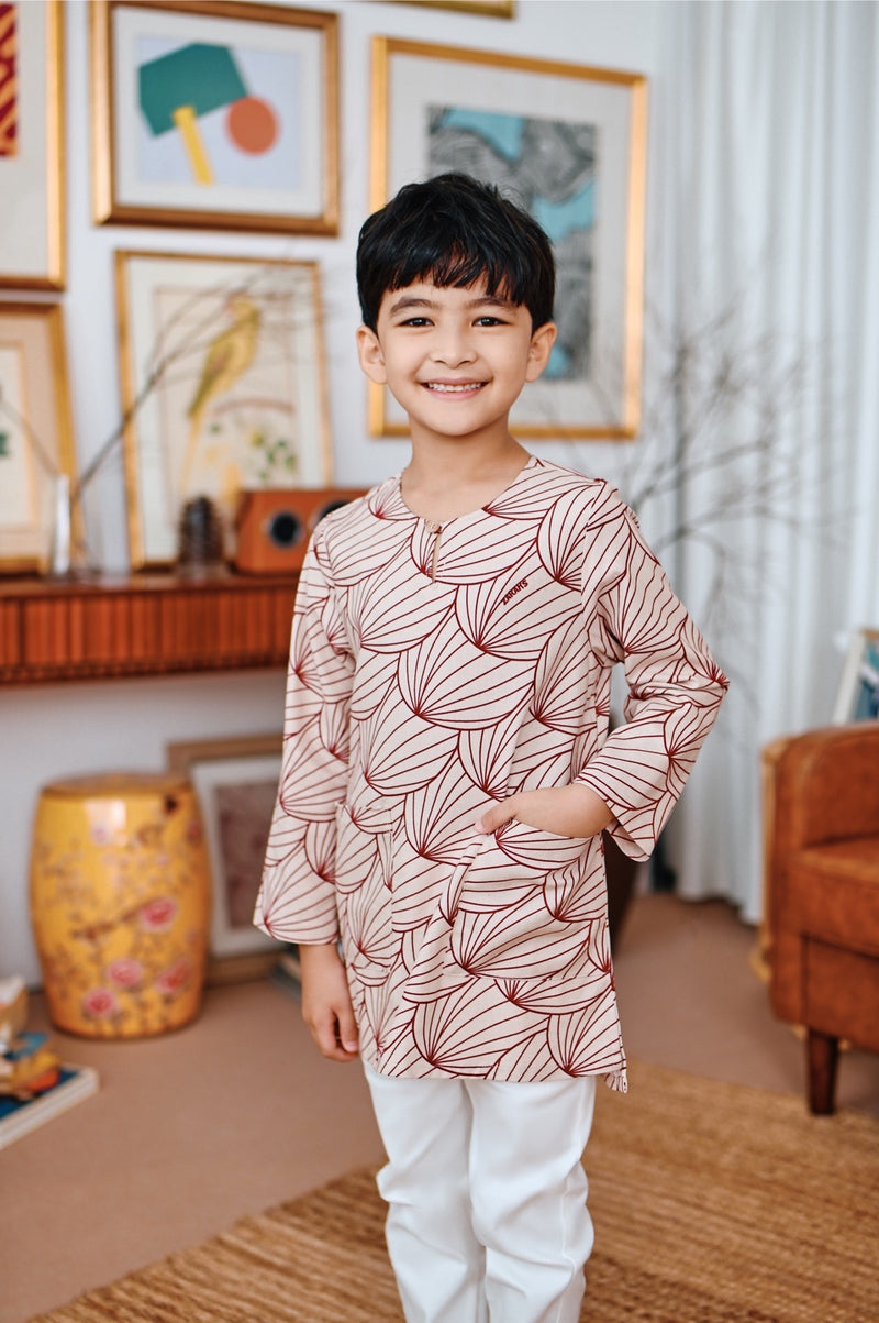 kurta leher bulat bercorak budak lelaki
